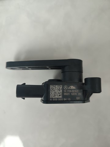 MERCEDES A0009059413 Датчик уровня положения кузова задний в наличии Житомир