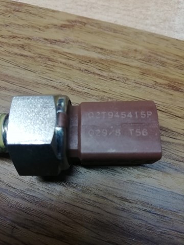 VAG 02T945415P Датчик заднего хода в наличии Харьков