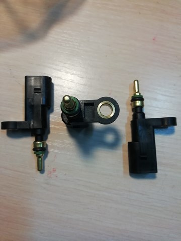 Датчик вентилятора радиатора 03F919501B VAG