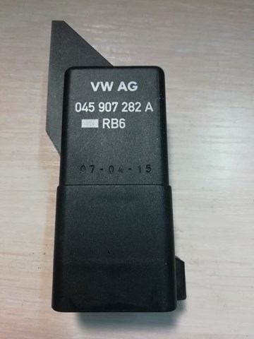 Реле свечей накала 045907282A VAG