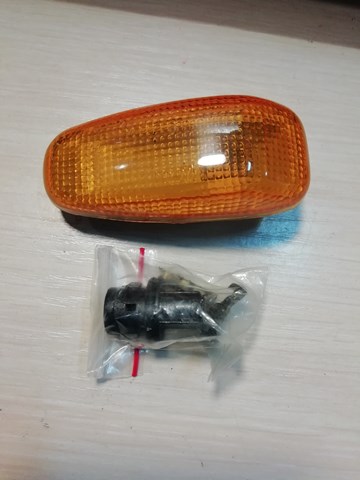 AUTOTECHTEILE 1008238 Повторитель поворота в наличии Львов
