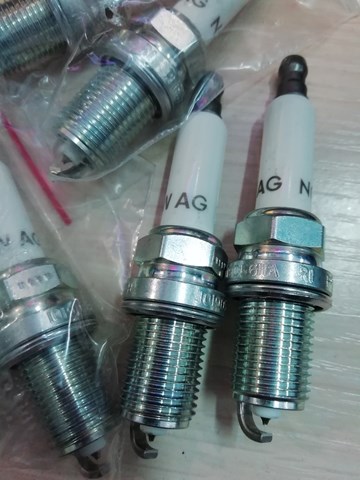 Свеча 101905611A VAG