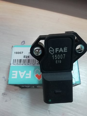 Датчик абсолютного давления в коллекторе Ауди А8 D3