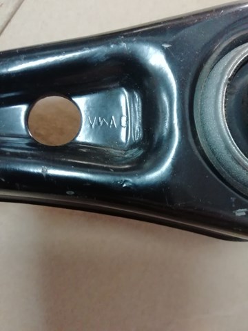 VAG 5Q0199855N Задняя опора двигателя в наличии Полтава
