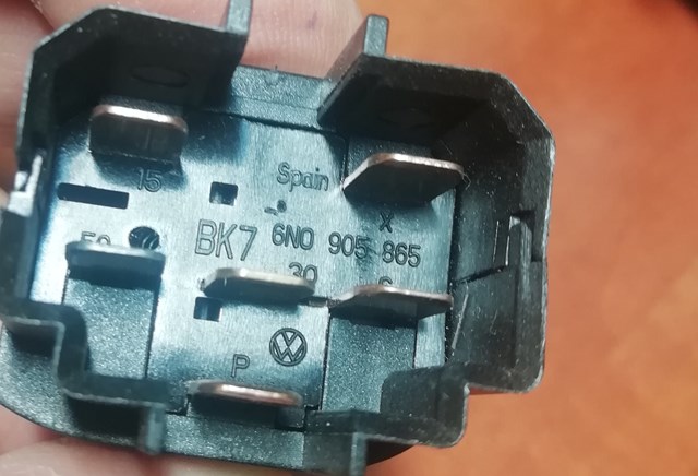 6N0905865 Контактная группа замка зажигания купить Запорожье