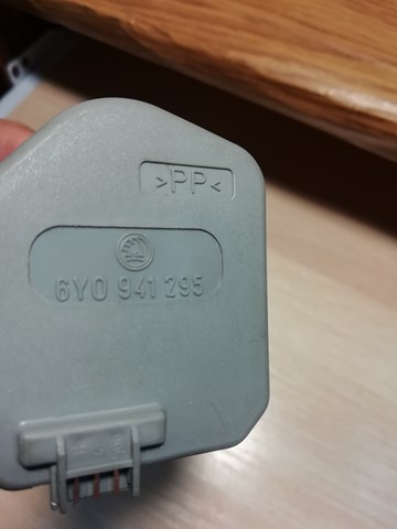 Корректор фары 6Y0941295 VAG
