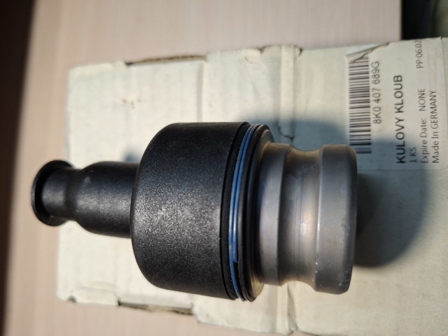Шаровая опора, нижняя 8K0407689G VAG