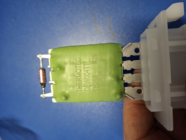 THERMOTEC DEW004TT Резистор печки в наличии Николаев