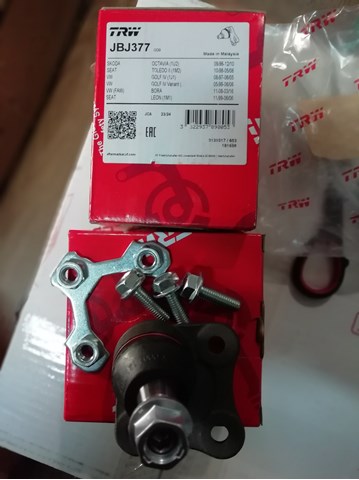 Верхняя шаровая опора Volkswagen Golf IV цена от 8.87 грн.