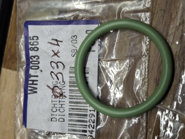 Кольцо уплотнительное патрубка EGR WHT003865 VAG
