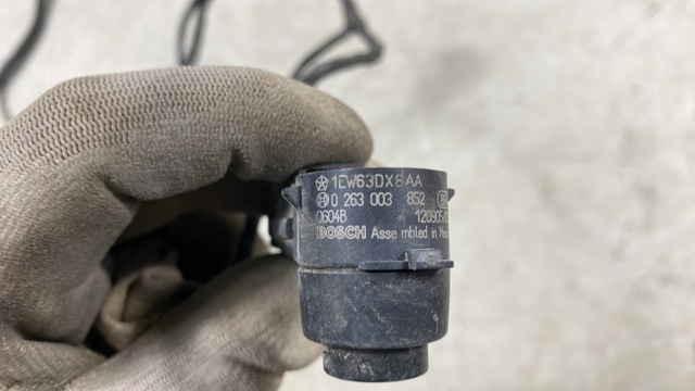 Передние парктроники 1EW63DX8AA CHRYSLER
