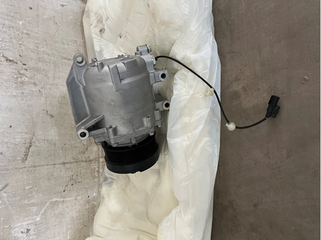 Насос кондиционера Хонда Сивик VIII