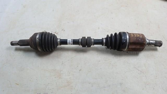 Левая полуось 391013JA0D NISSAN