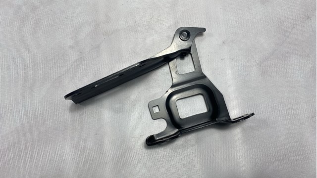 Завеса капота правая 60120TAR000ZZ MARKET (OEM)
