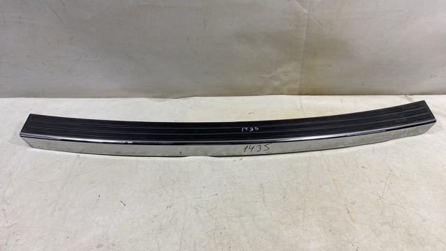 Накладка бампера заднего, верхняя защитная 68091514AA CHRYSLER