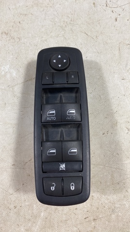 Кнопки переднего правого стеклоподъемника 68184802AC CHRYSLER