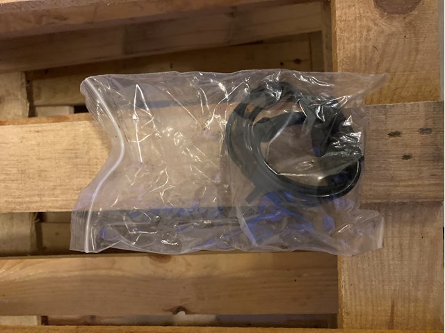 Датчик ABS задний 6PU012806631 HELLA