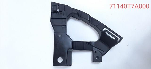 Правое крепление переднего бампера 71140T7A000 HONDA