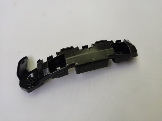 Направляющая переднего бампера, правая 71193T7AJ00 MARKET (OEM)