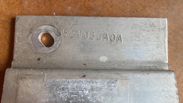 852103JA0A NISSAN Кронштейн усилителя заднего бампера купить в Харьков