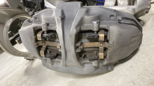 Суппорт тормозной передний левый A2974214500 MERCEDES