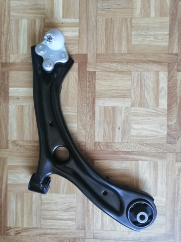 Рычаг передней подвески нижний, правый IK51350T7WA00 MARKET (OEM)