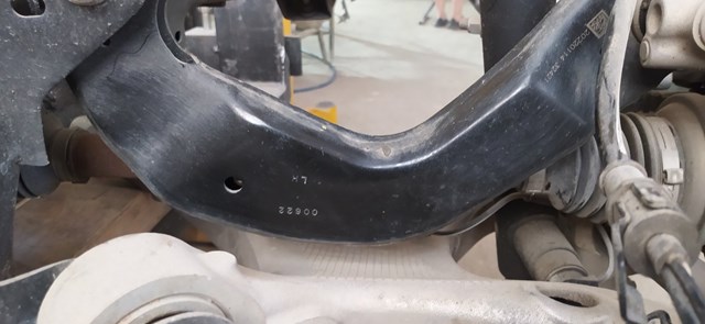 Рычаг подвески задний левый LB5Z5500N FORD