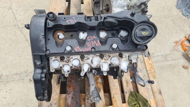 Мотор в сборе 04L100033D VAG