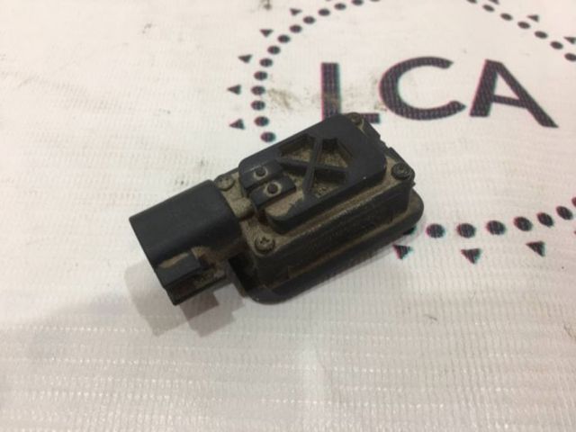 Кнопка привода замка 3/5 двери (ляды)/крышки багажника 1L2Z14018AC FORD
