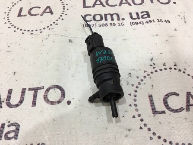 MERCEDES 2218690121 Насос-мотор омывателя стекла переднего в наличии Днепр