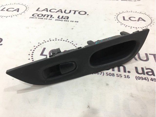 Кнопки заднего стеклоподъёмника 254111KL5C NISSAN