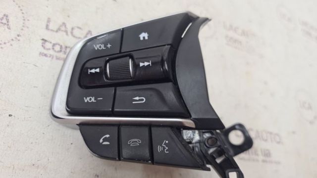 Блок кнопочных переключателей рулевого колеса 35880TVAA21 HONDA
