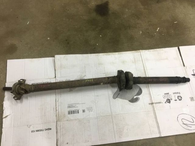 Карданный вал заднего моста 3710053081 TOYOTA