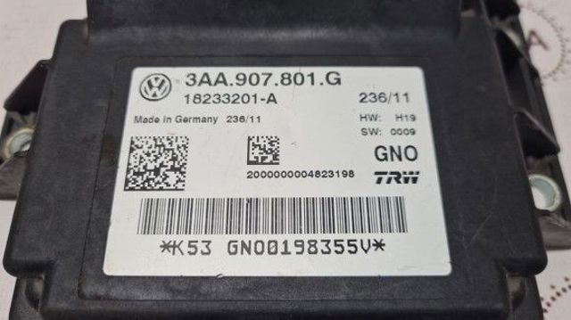 Блок управления электромеханического стояночного тормоза 3AA907801G VAG
