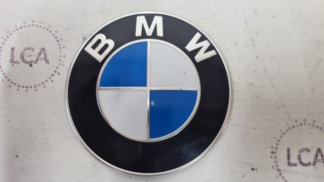 Фирменный значек капота 51767288752 BMW