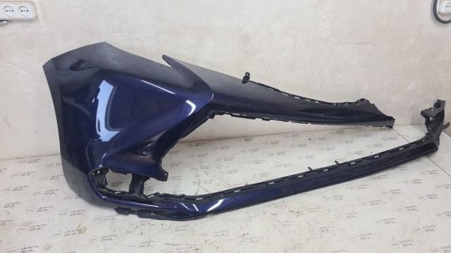 Бампер передний 5211908907 TOYOTA