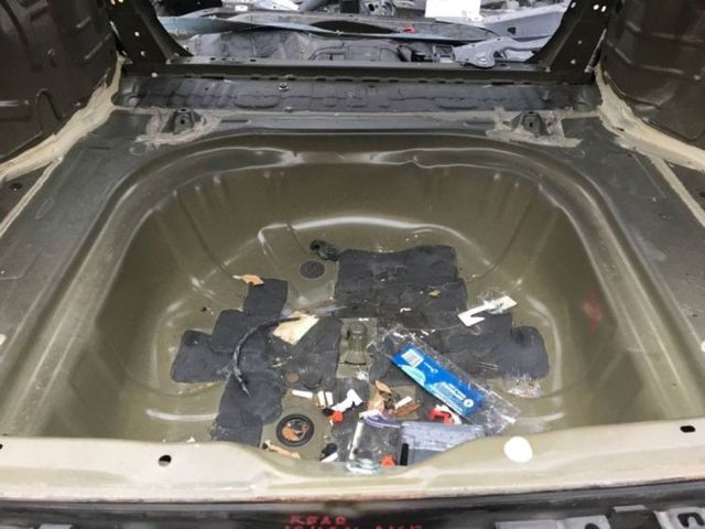 Ниша запаски 5831106171 TOYOTA
