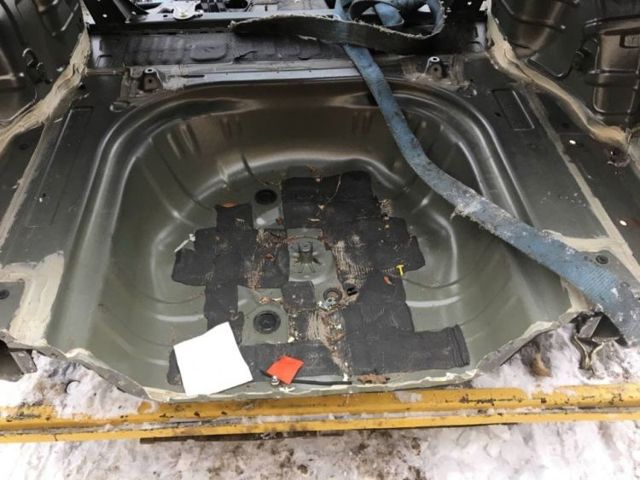 Ниша запасного колеса 5831133090 TOYOTA