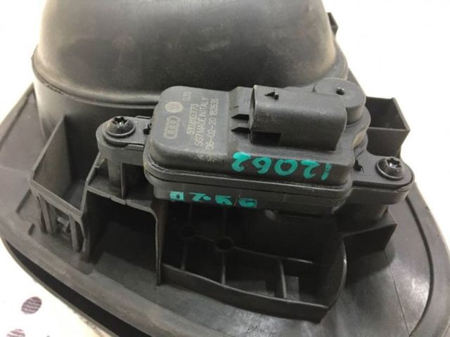 Личинка замка топливного бака 5C6810773H VAG