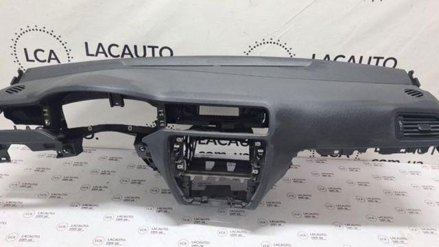 Панель салона передняя "торпедо" 5C7857001C82V VAG