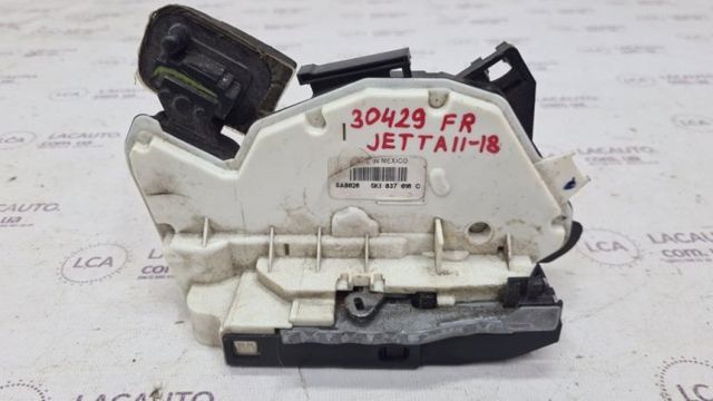 Дверной замок передний правый 5K1837016C VAG
