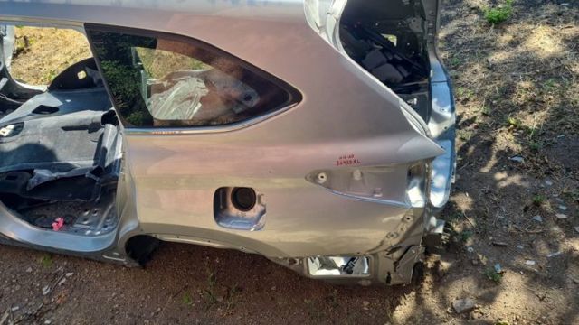 Крыло заднее 610180E020 TOYOTA
