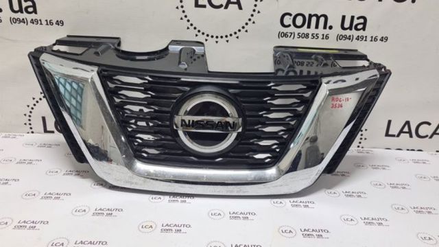 Решетка радиатора 623109TG0A NISSAN