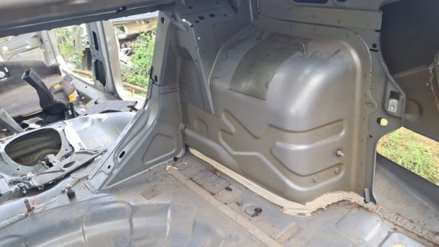 Ремчасть кузова правая 68080954AA CHRYSLER
