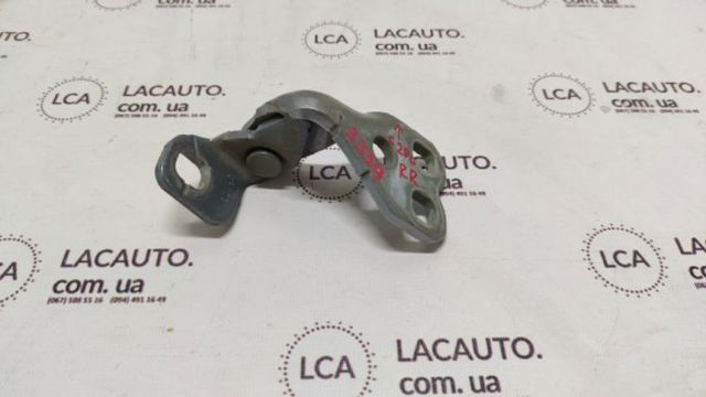 Петля задней двери, правой 68214358AC CHRYSLER