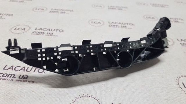 Правое крепление переднего бампера 71193SNB003 HONDA
