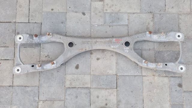 Балка задней подвески (подрамник) верхний 7L8512369 VAG