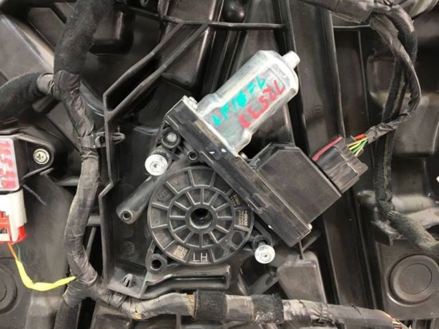 Мотор стеклоподъемника двери передней, левой 82450C1010 HYUNDAI