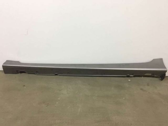 Накладка наружняя (молдинг) порога, левый 877514R000 HYUNDAI
