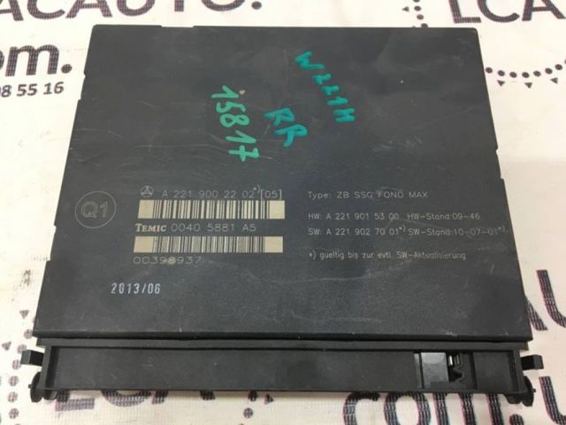 Монитор (дисплей) переднего подголовника A2219002202 MERCEDES